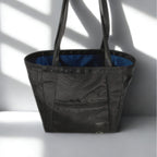 Tyche Tote 20L image 4